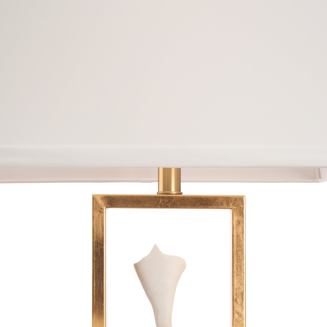 Cain Calla Lily Metal Golden Table Lamp