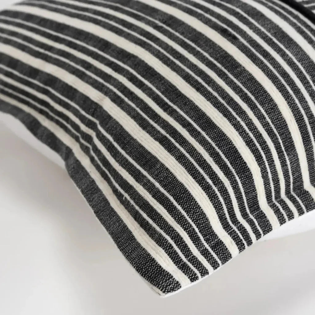 Aloe Abstract Decorative Pillow For Couch - LOOMLAN - LOOMLAN - Throw Pillows