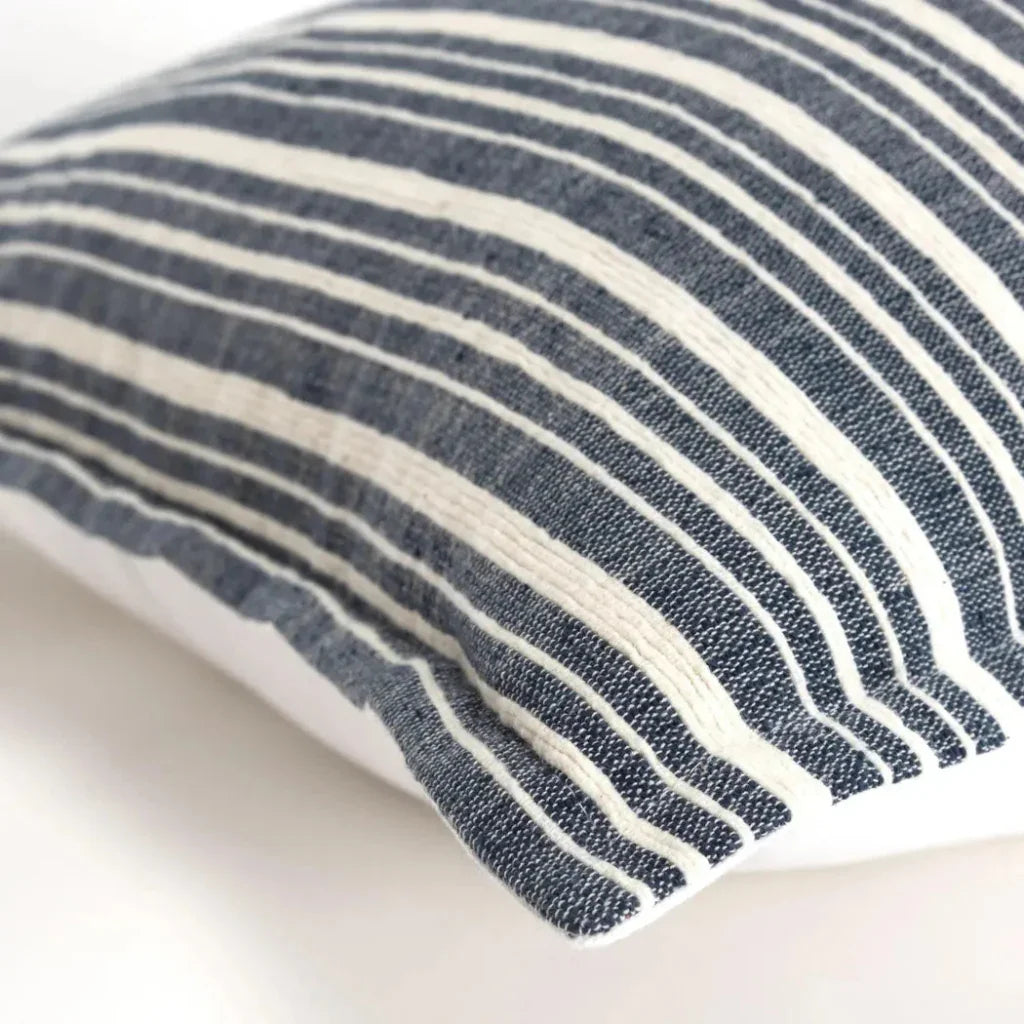 Aloe Abstract Decorative Pillow For Couch - LOOMLAN - LOOMLAN - Throw Pillows