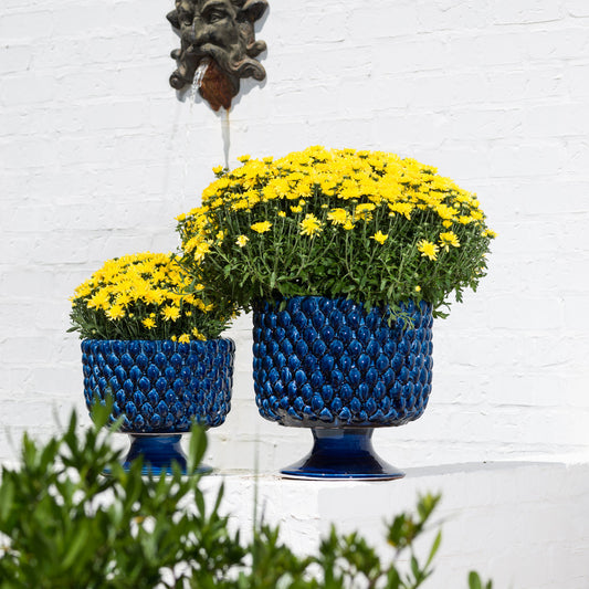 Vinci Pine Cone Ceramic Outdoor Planter