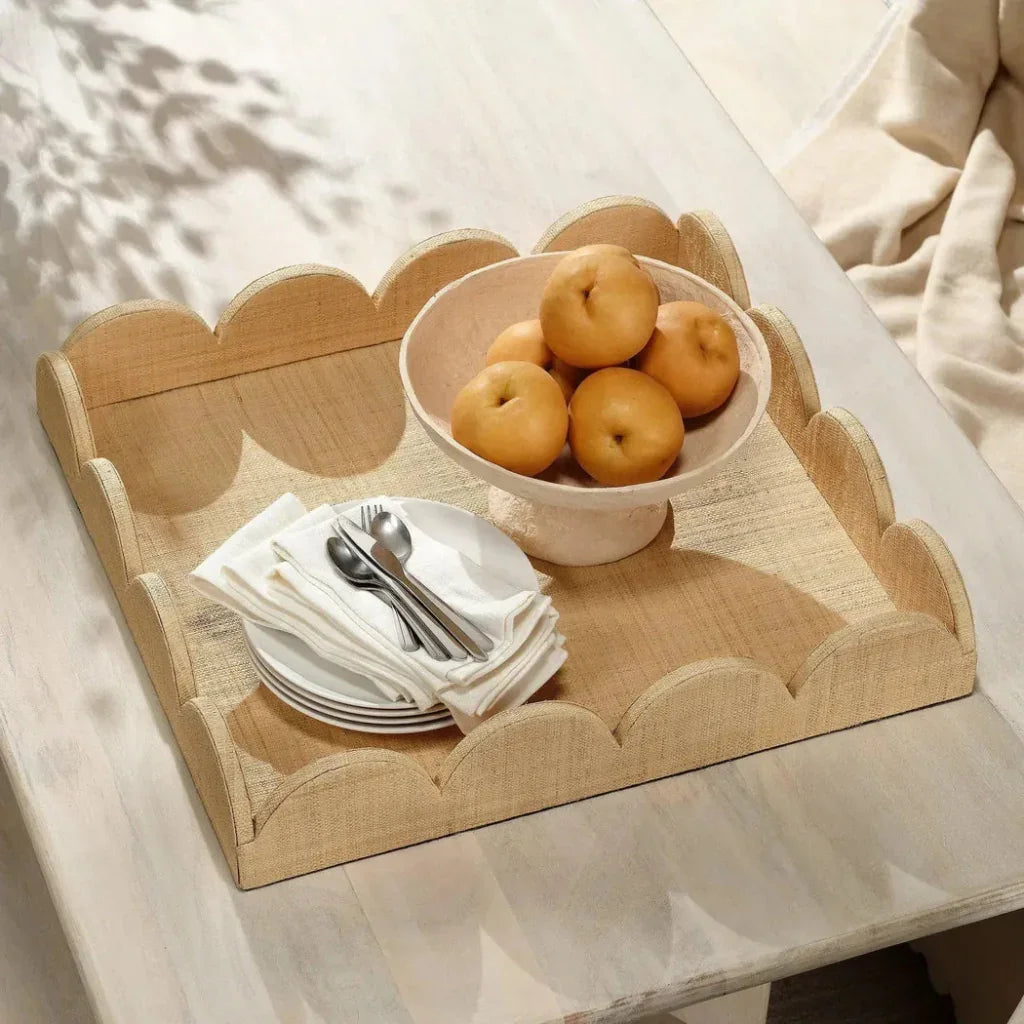 Wonderland Scalloped Raffia Tray