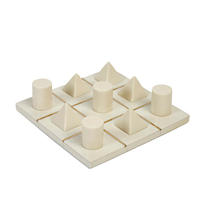 Luho Design House Amon Resin Tic-Tac-Toe Set