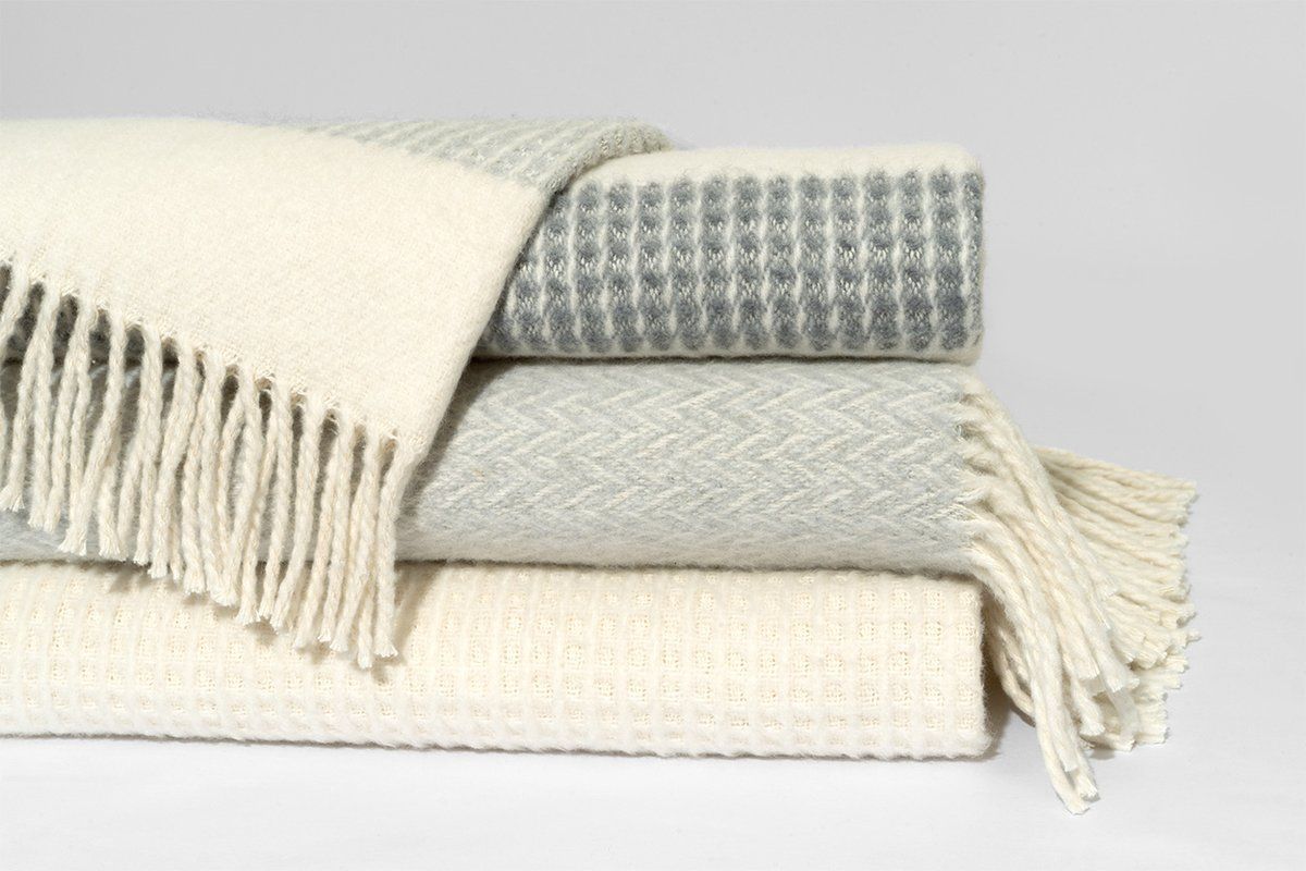 Venecia Cream & Grey Cotton-Blend Throw Blanket 50"x60 -- Cream, Grey