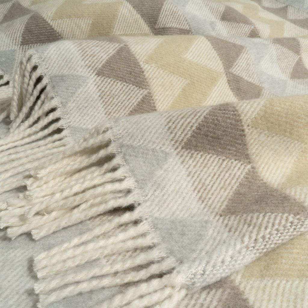 Nuria Brown & Cream Cotton-Blend Throw Blanket 50"x60 -- Brown, Cream
