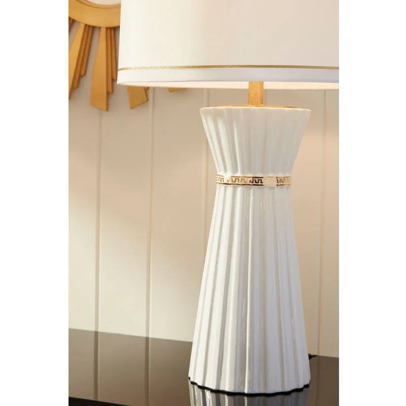 Gold Faithful Classic Table Lamp - LOOMLAN - Wildwood - Table Lamps