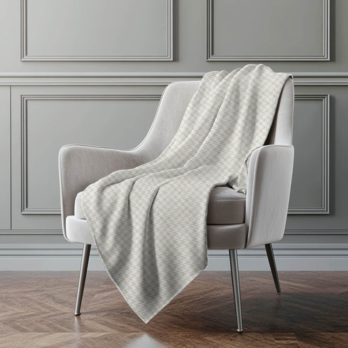 Houndstooth 50" x 70" Throw Blanket