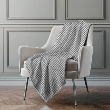 Houndstooth 50" x 70" Throw Blanket -- view 10