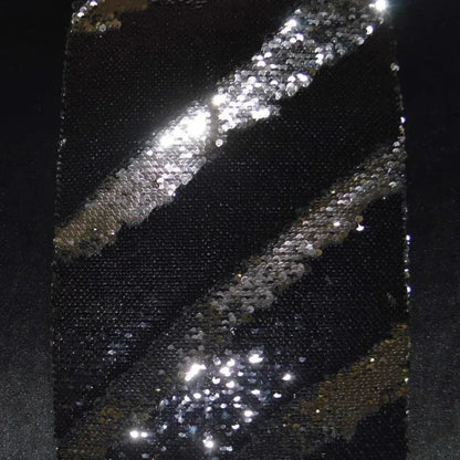 Hylee II Black Throw Pillow With Insert - LOOMLAN - D.V. Kap - Throw Pillows