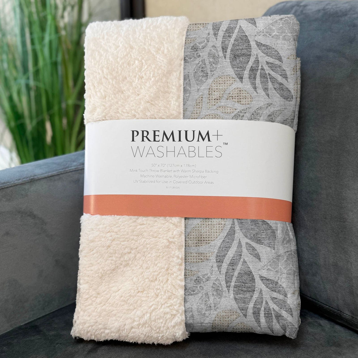 Leaves 50" x 70" Throw Blanket -- view 5
