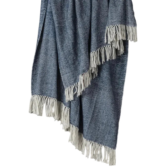 LOOMLAN Lidia Soft Throw Blanket Chevron Pattern