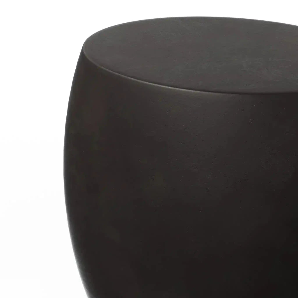 Urbia Pebble Concrete Made Outdoor Side Table